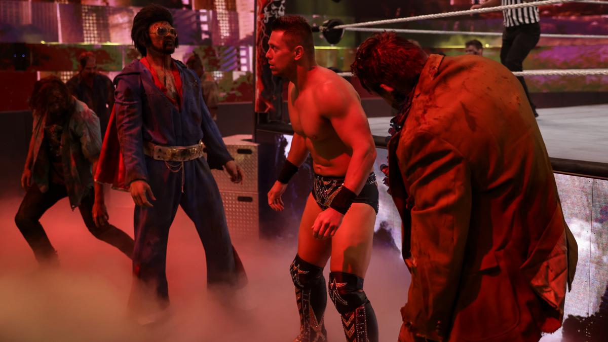 WWE RAW: यह सुपरस्टार हो सकता है 7 से 9 महीने तक रिंग से दूर,रेसलमेनिया बैकलैश में लगी थी घुटने में चोट