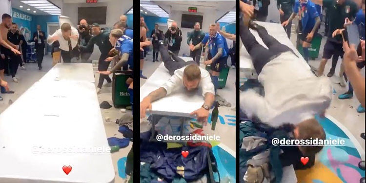 Euro 2020 Final: Italy के सहायक कोच Daniele De Rossi ने बीयर से लथपथ टेबल पर कुछ इस तरह मनाया जीत का जश्न, देखिए ड्रेसिंग रूम का Viral Video