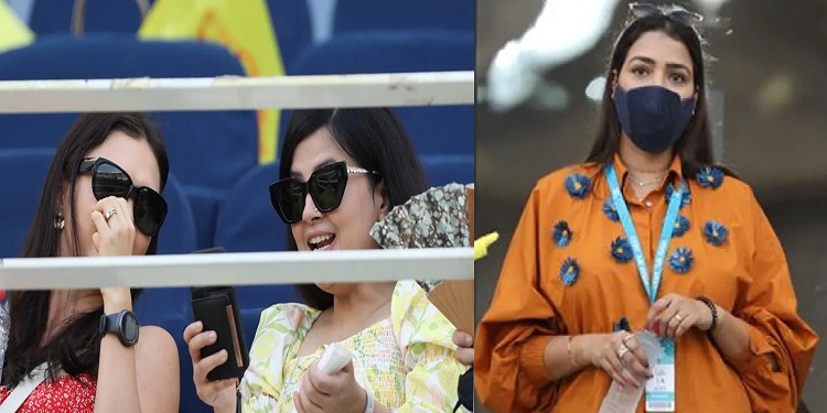 IPL 2021: MI vs CSK- धोनी, रैना, पोलार्ड की पत्नियां खूबसूरत ऑउटफिट पहनकर पहुंची थी स्टेडियम- देखें Photos