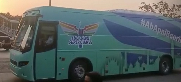 lucknow super Giants Bus