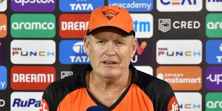 IPL 2022: SRH Coach Tom Moody ने कप्तान Kane Williamson का किया बचाव, कहा- जो चीजें सही हो रही उन्हें क्यों बदलना, Sunrisers Hyderabad