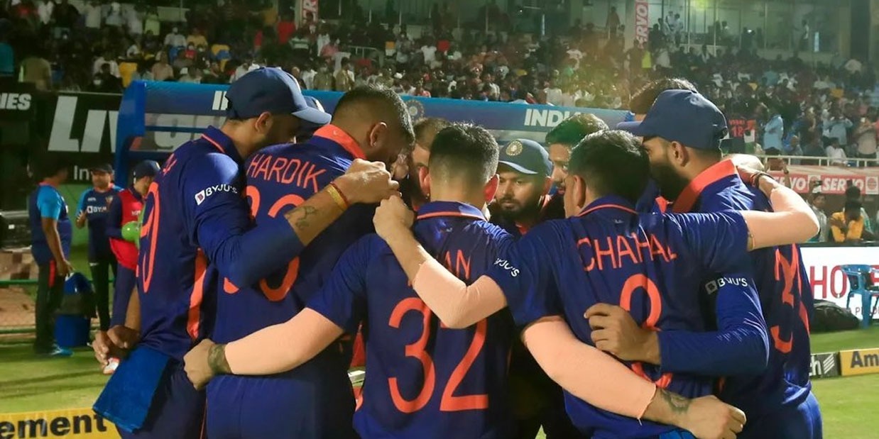 IND vs IRE: भारतीय टीम में जगह ना मिलने पर भड़का ये खिलाड़ी, इस तरह सोशल मीडिया पर निकाली भड़ास