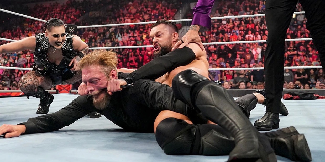 WWE RAW: डब्ल्यूडब्ल्यूई ने दी Edge की इंजरी पर ये लेटेस्ट अपडेट, जानिए कब तक रह सकते हैं हॉल ऑफ फेमर एक्शन से बाहर