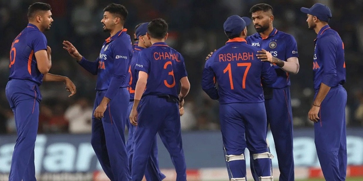 IND vs ENG Live: पहले टी20 में इंग्लैंड पर भारी पड़ेंगे ये 2 भारतीय बल्लेबाज! बड़े शॉट लगाने में हैं माहिर