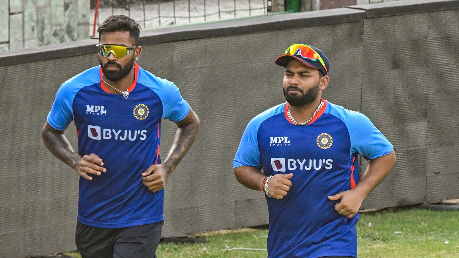 India T20 Captain: BCCI अधिकारी का खुलासा, 2024 तक रोहित शर्मा के टी20 कप्तान बने रहने की संभावना नहीं, हार्दिक पांड्या और कोहली नाम पर विचार: Follow LIVE Updates