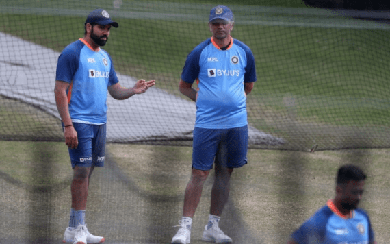 India इंग्लैंड सेमीफ़ाइनल LIVE: टीम इंडिया के एडिलेड में अभ्यास सत्र के दौरान कप्तान रोहित शर्मा हुए चोटिल: फॉलो करें भारतीय टीम प्रैक्टिस LIVE