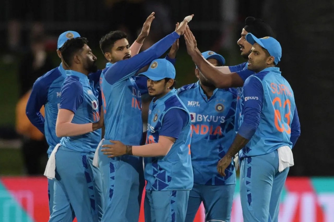 IND vs NZ Dream11 Prediction: शुक्रवार से भारत और न्यूजीलैंड के बीच वनडे सीरीज का आगाज, इन खिलाड़ियों को चुनकर बनाए अपनी ड्रीम 11 टीम: Follow Live Updates